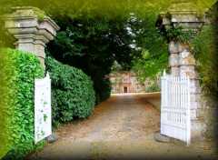 Chilworth Manor